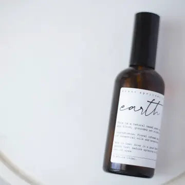 Essential Oil Spray- Earth (rosewood & birch)